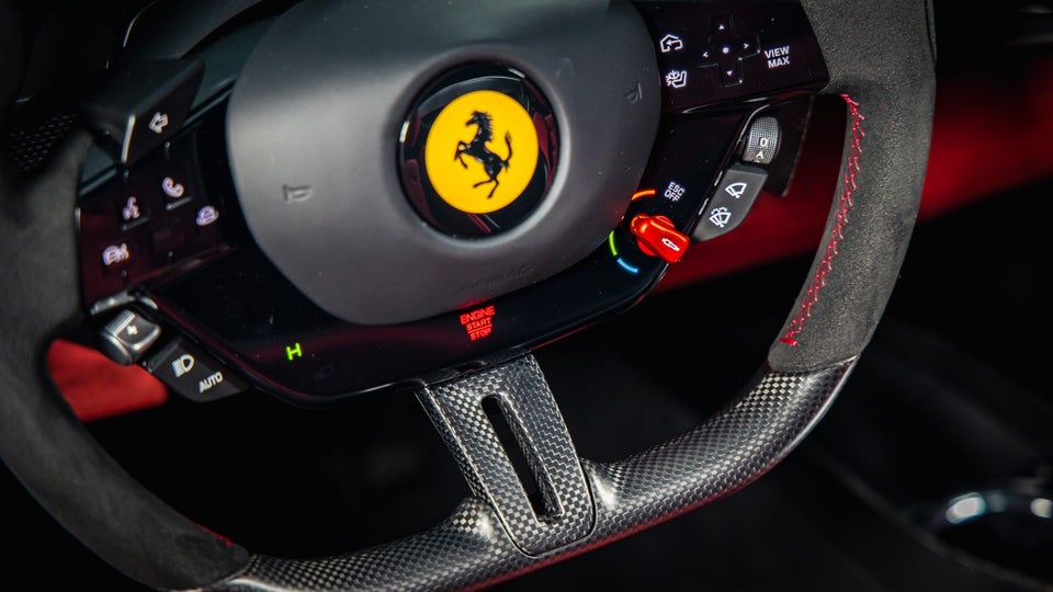 Ferrari 296 GTS 2,9 DCT 2d