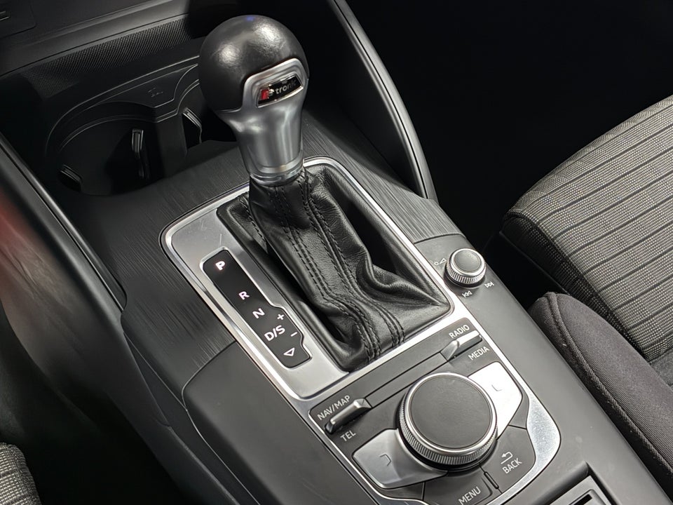 Audi A3 40 TFSi Sport Limited Sportback S-tr. 5d