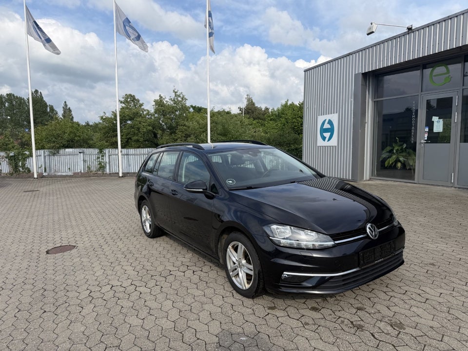 VW Golf VII 1,6 TDi 115 Comfortline Variant 5d