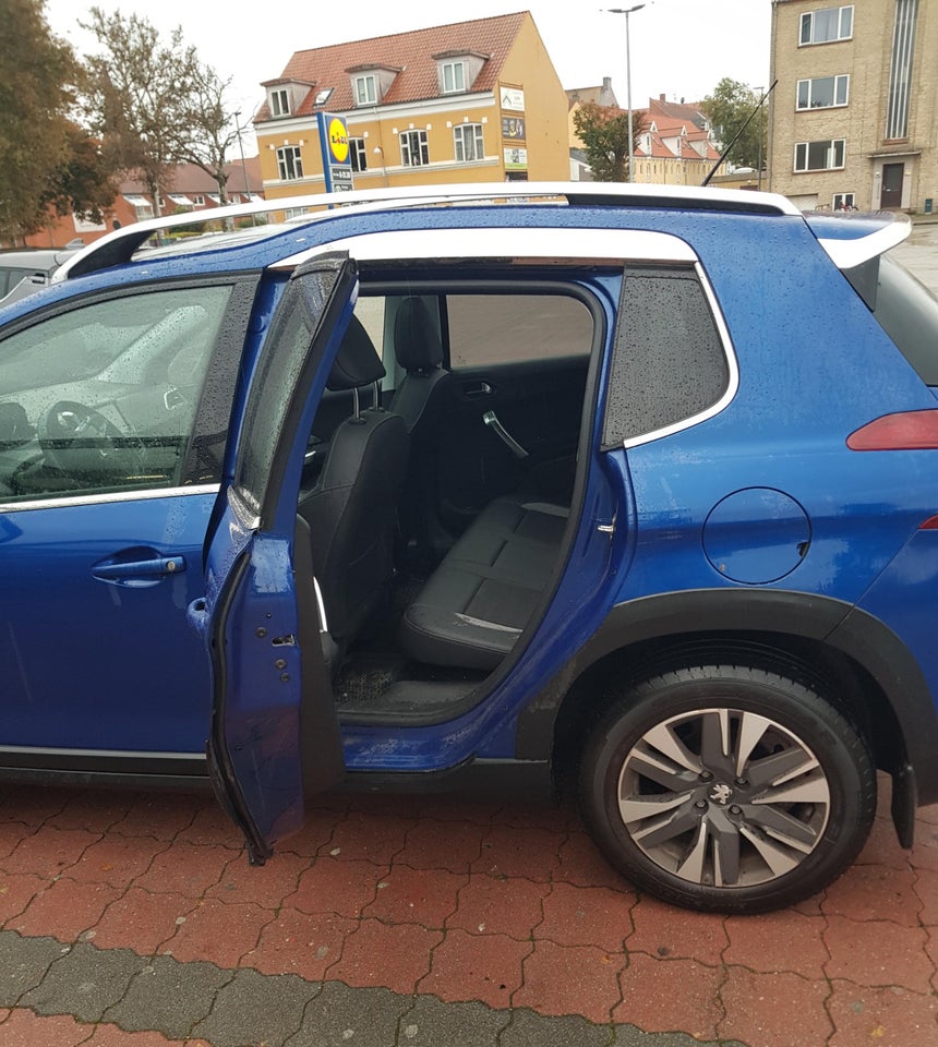 Peugeot 2008 1,5 BlueHDi 100 Prestige 5d