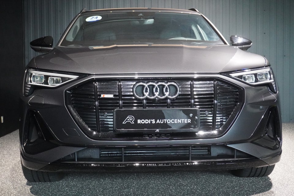 Audi e-tron 55 S-line Sportback quattro 5d