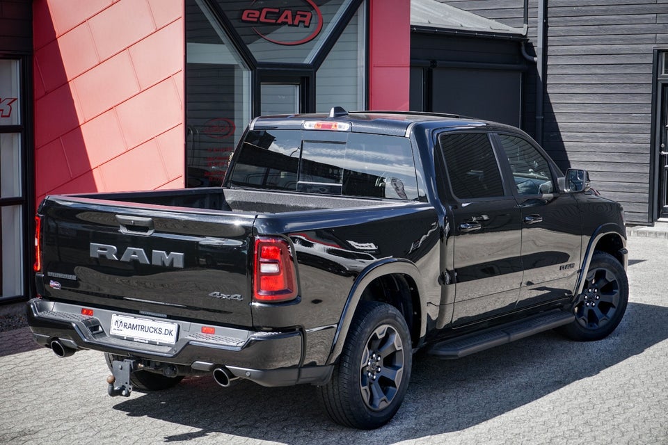 Dodge RAM 1500 3,0 Big Horn Night aut. 4d