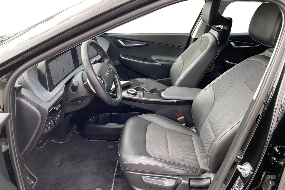 Kia EV6 58 Standard Range Access 5d