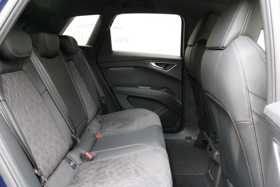 Audi Q4 e-tron 40 S-line 5d