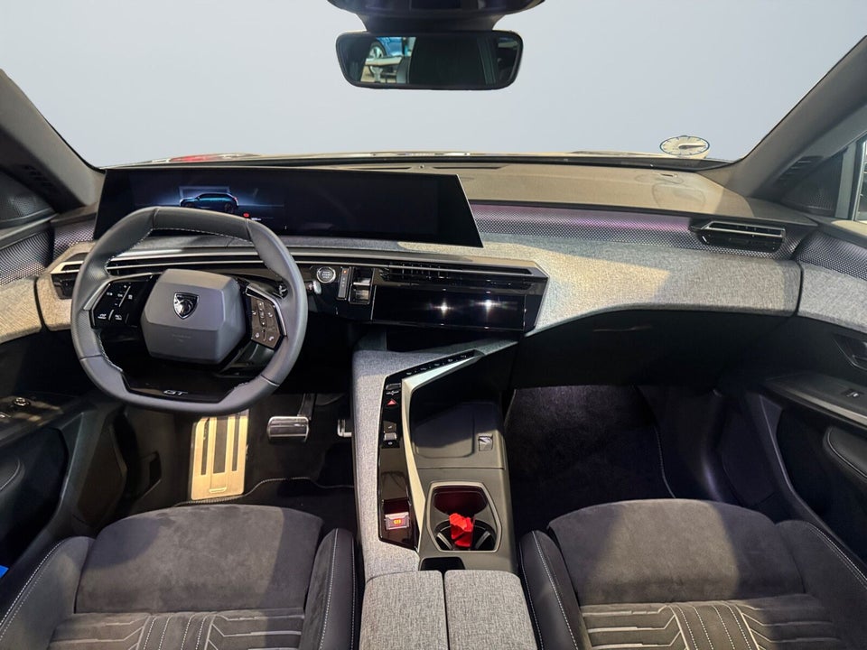 Peugeot e-5008 77 GT 7prs 5d
