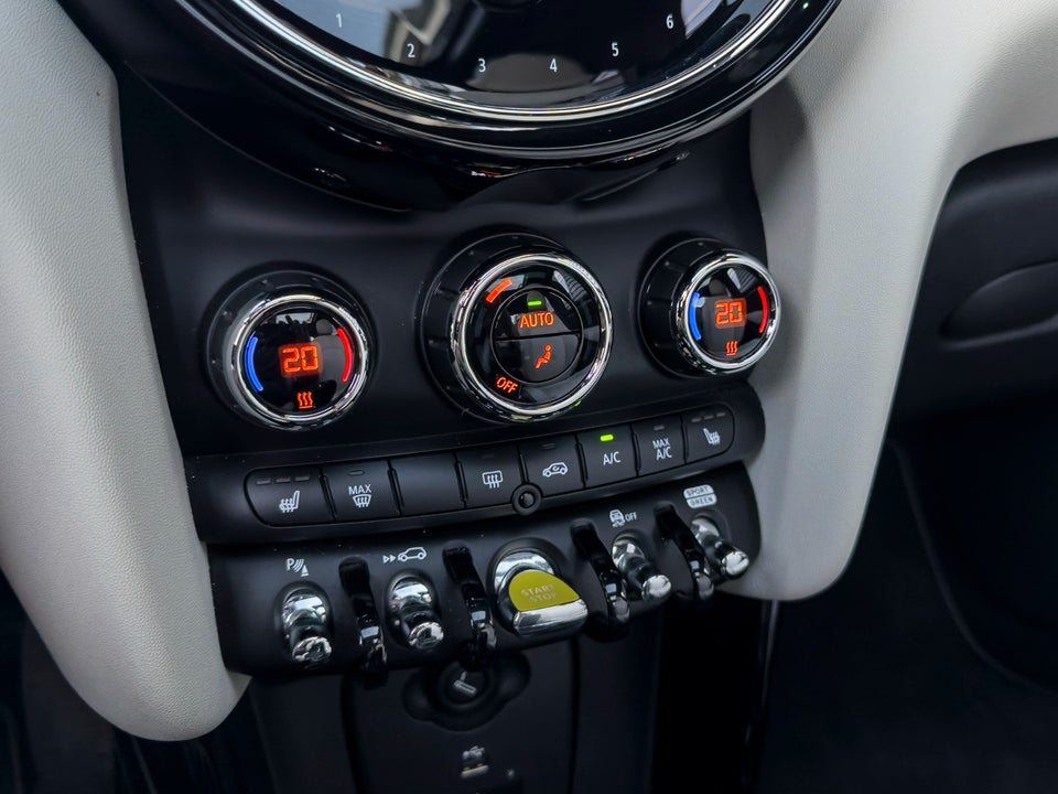 MINI Cooper SE Maximise 3d