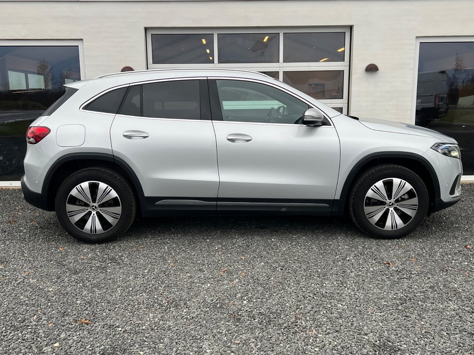 Mercedes EQA250+ Progressive 5d