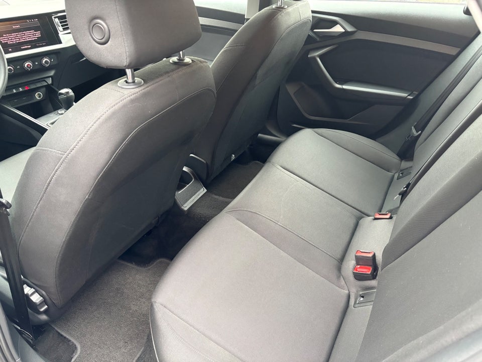 Audi A1 30 TFSi Advanced Sportback 5d
