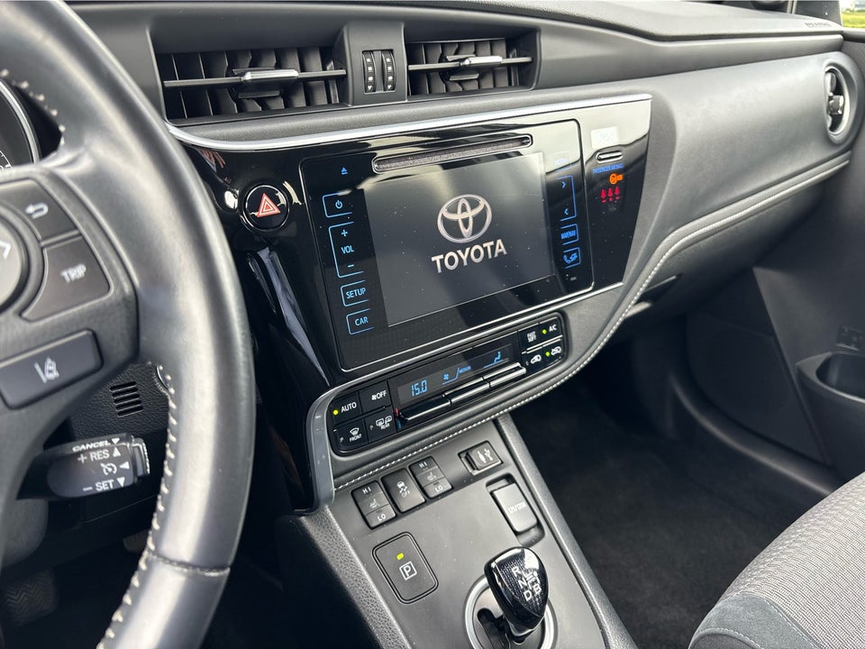 Toyota Auris 1,8 Hybrid H2 Style Touring Sports CVT 5d