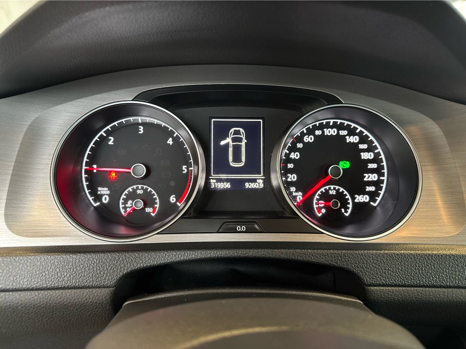 VW Golf VII 1,6 TDi 105 Comfortline Variant DSG BM 5d