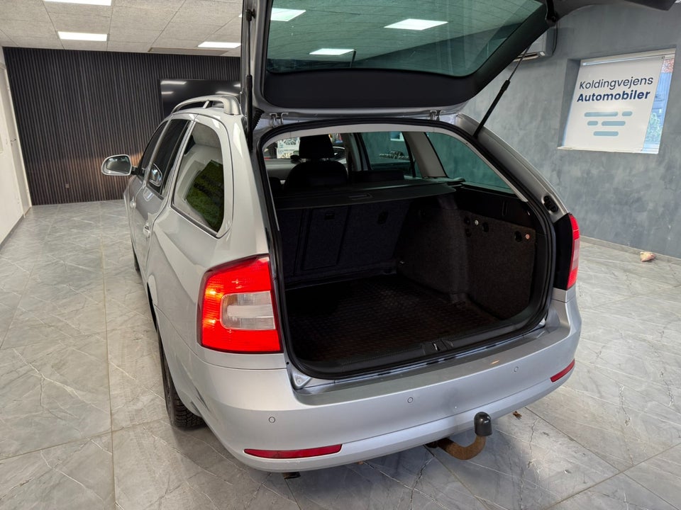 Skoda Octavia 1,2 TSi 105 Ambiente Combi 5d