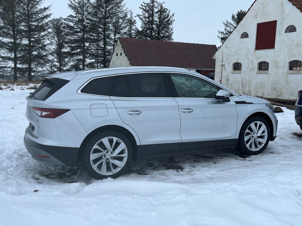 Skoda Enyaq 80 iV Suite 5d