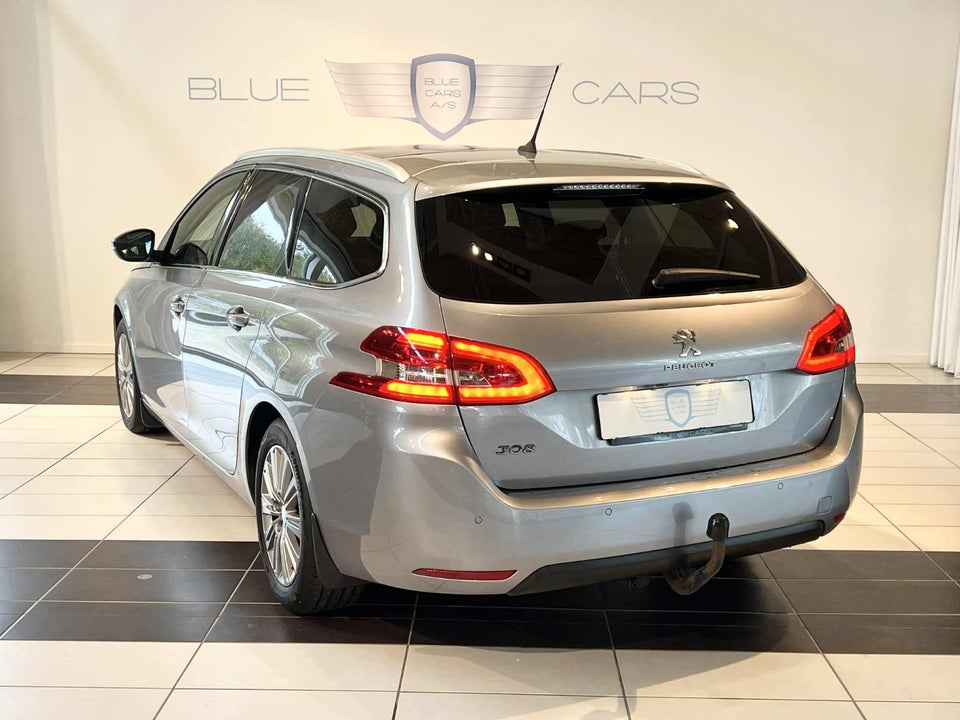 Peugeot 308 1,6 BlueHDi 120 Allure Sky SW 5d