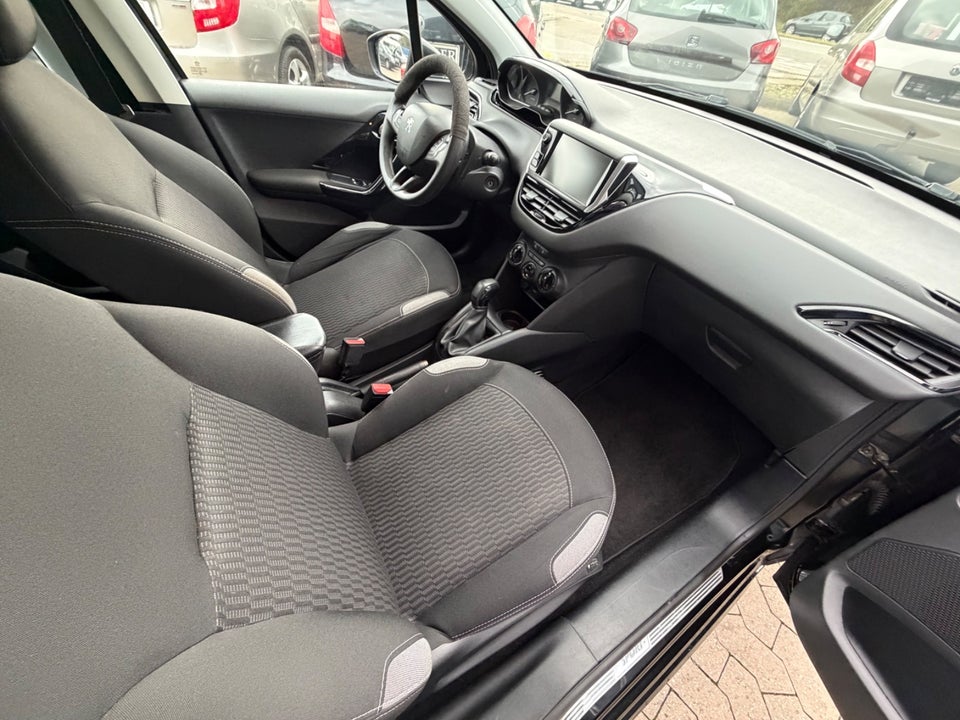 Peugeot 208 1,6 BlueHDi 75 Active 5d