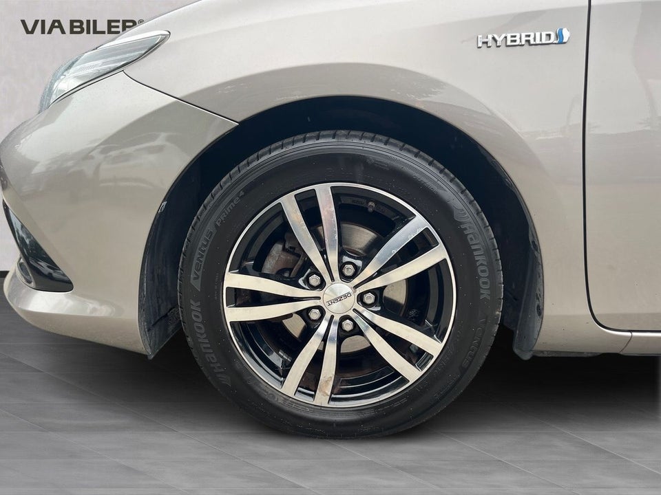 Toyota Auris 1,8 Hybrid H2 Comfort Touring Sports CVT 5d