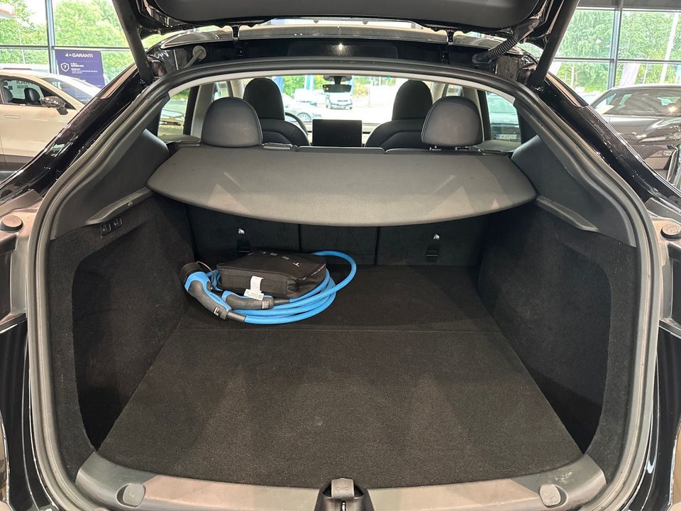 Tesla Model Y Long Range RWD 5d