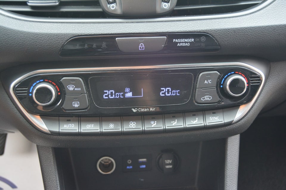 Hyundai i30 1,0 T-GDi Life+ 5d