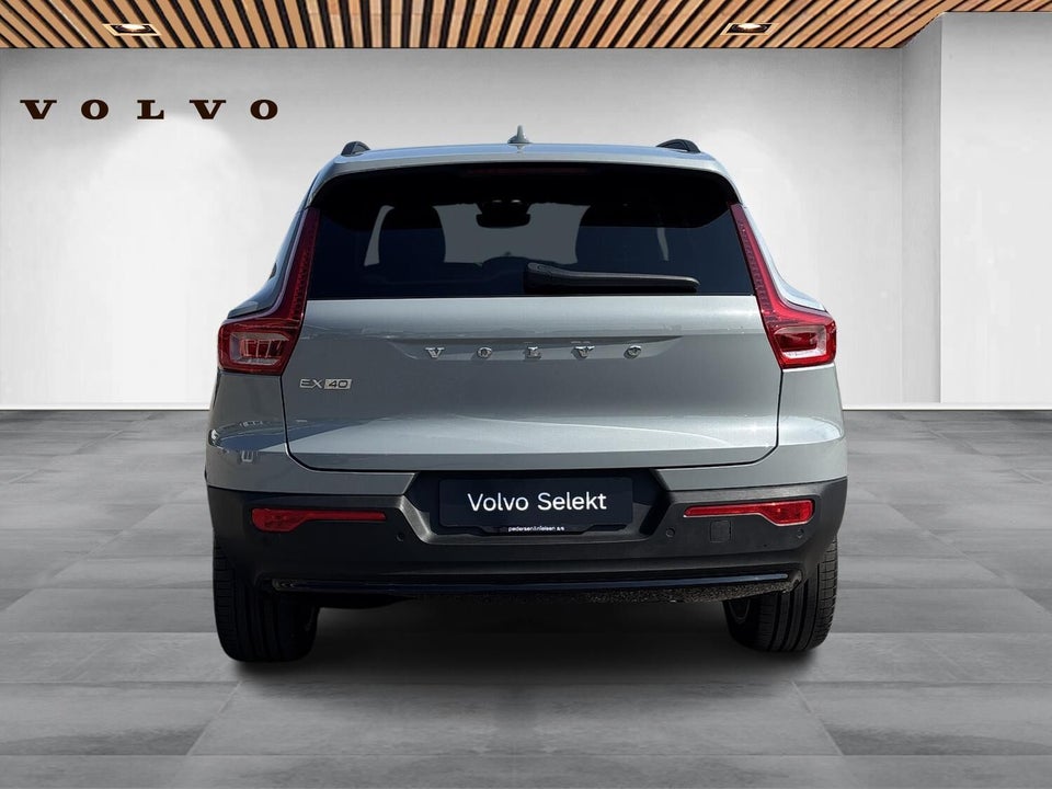 Volvo EX40 Extended Range Core 5d