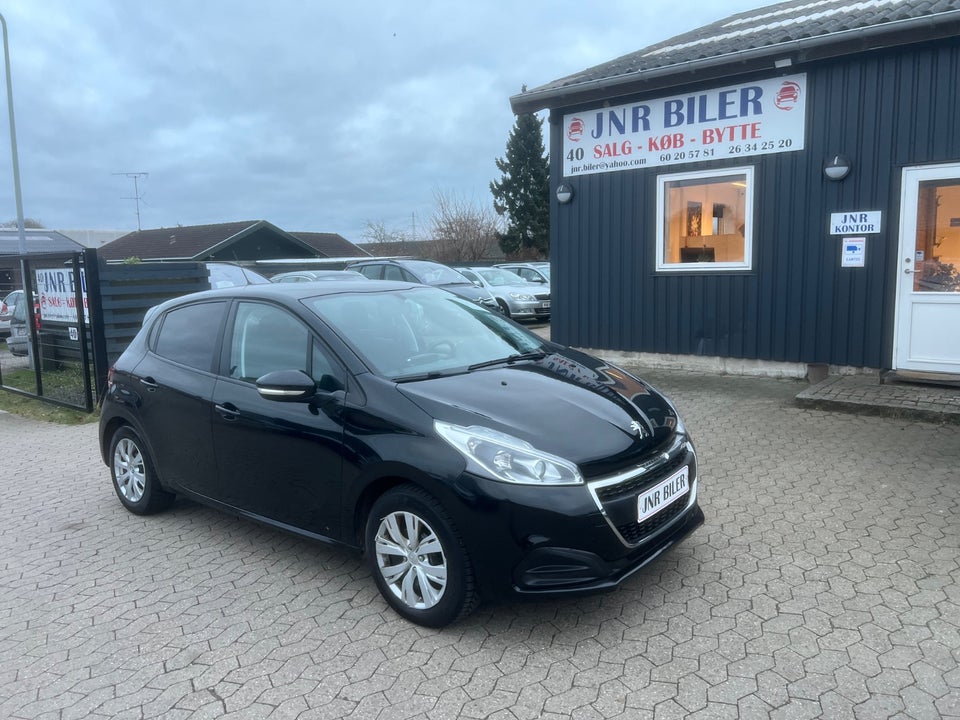 Peugeot 208 1,2 PureTech 82 Prestige 5d