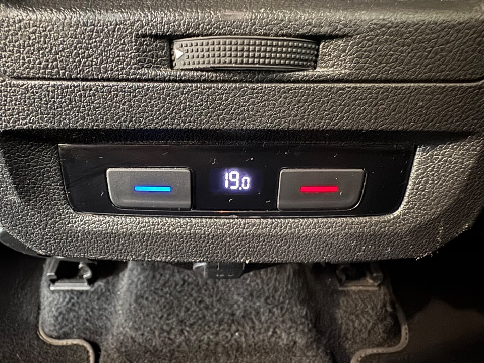 VW Touran 2,0 TDi 150 Comfortline 5d