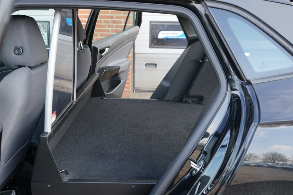 VW ID.4 77 Pro Performance Van 5d