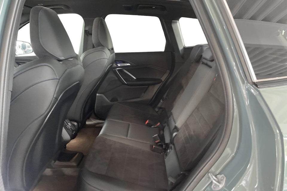 BMW iX1 xDrive30 Fully Charged 5d