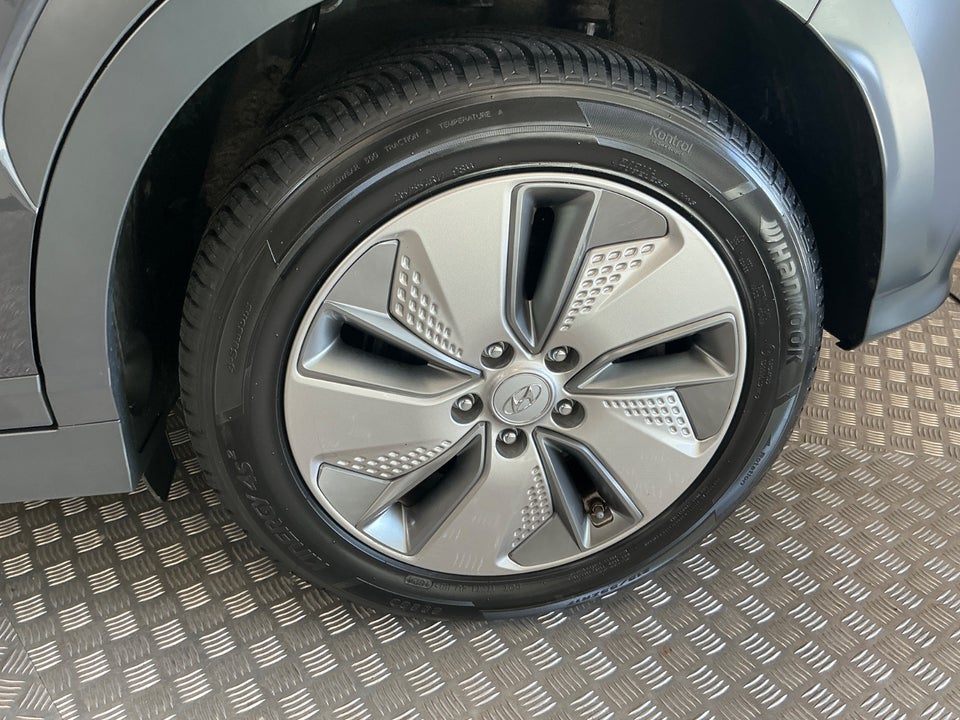 Hyundai Kona 64 EV Trend 5d