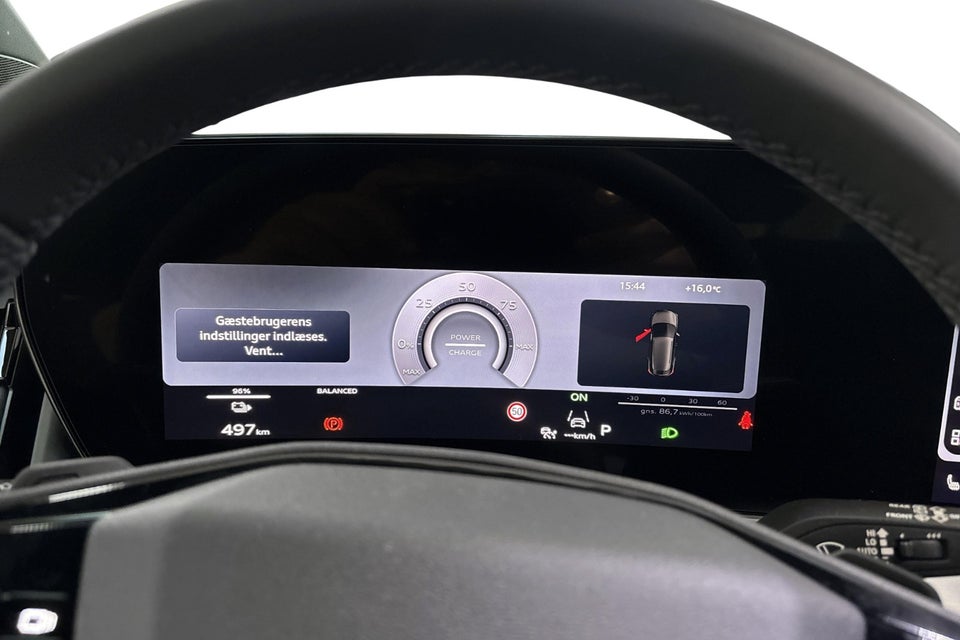 Audi Q4 e-tron performance 5d