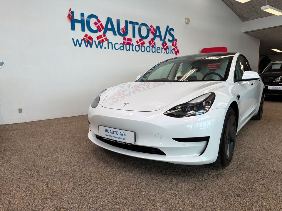 Tesla Model 3 RWD 4d