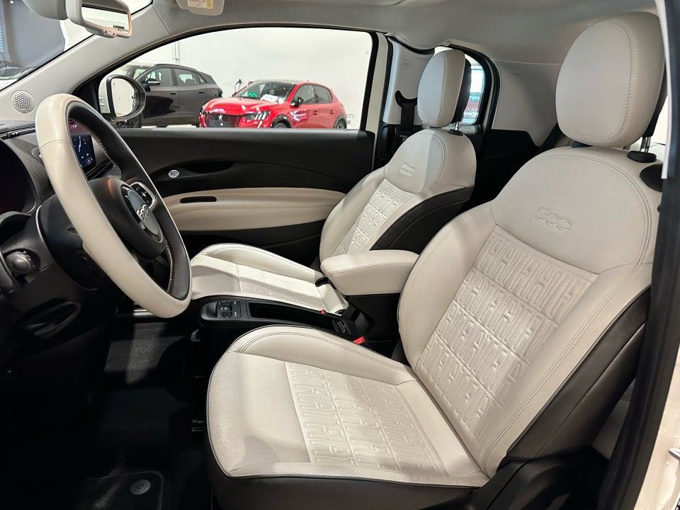 Fiat 500e 42 la Prima by Bocelli 3+1 4d