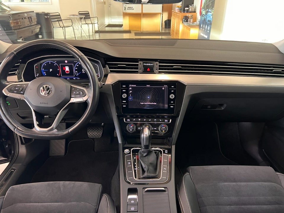 VW Passat 2,0 TDi 150 Elegance+ Variant DSG 5d