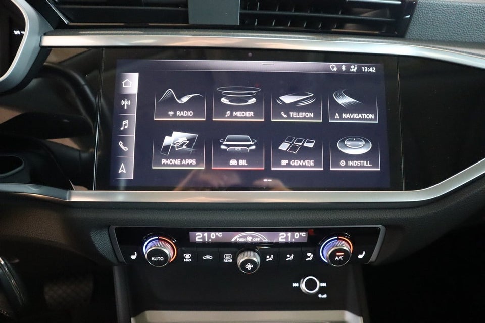 Audi Q3 35 TFSi Advanced Prestige S-tr. 5d