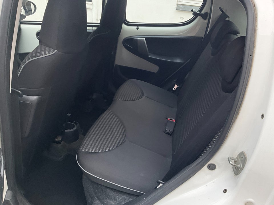 Peugeot 107 1,0 Active 5d