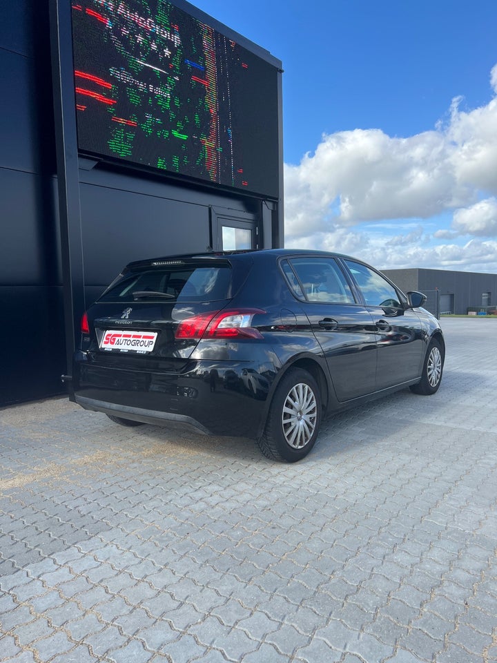 Peugeot 308 1,2 VTi 82 Access 5d