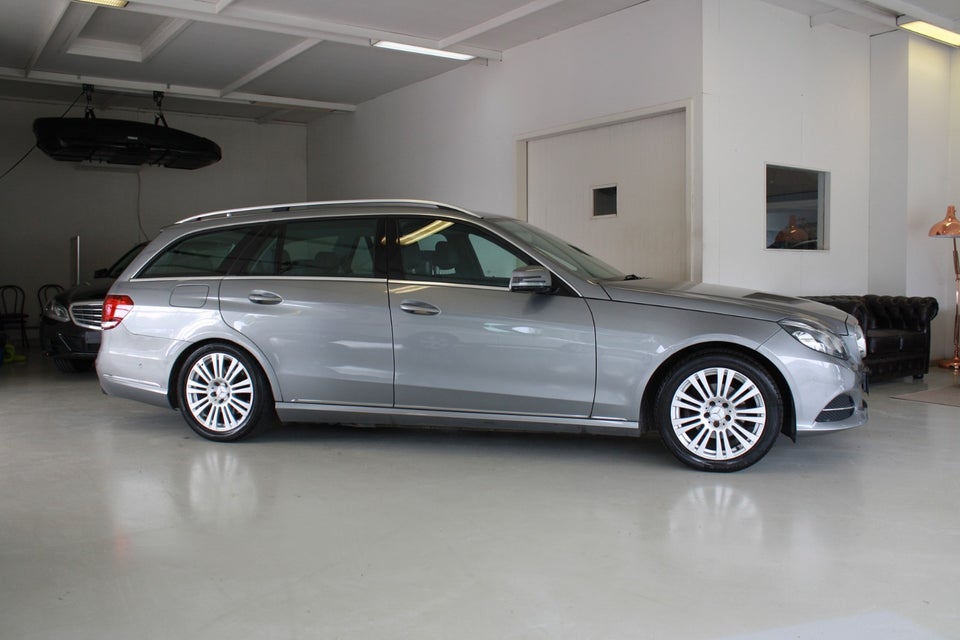 Mercedes E220 2,2 CDi Avantgarde stc. aut. 5d