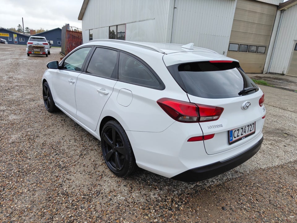 Hyundai i30 1,4 T-GDi Life Komfort stc. DCT 5d
