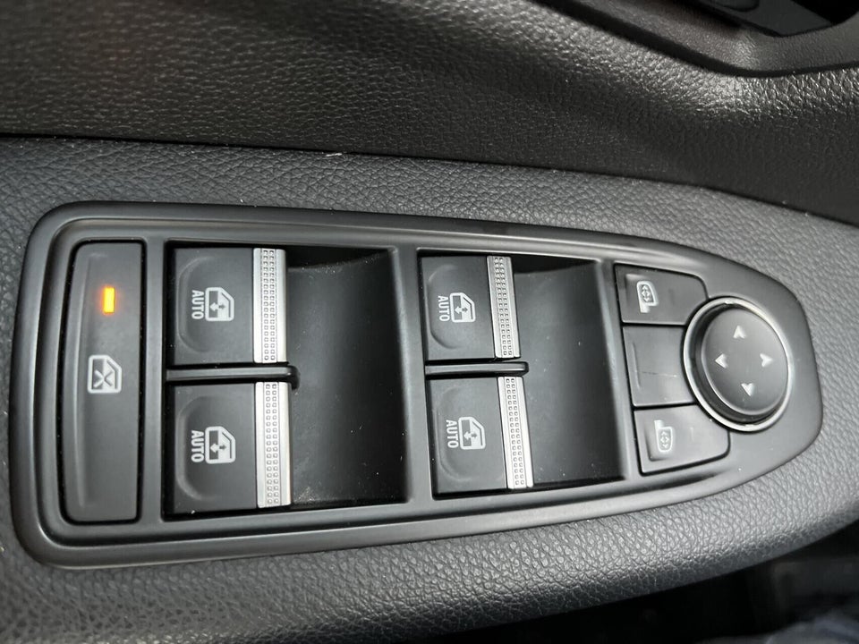 Renault Megane E-Tech 40 Equilibre 5d