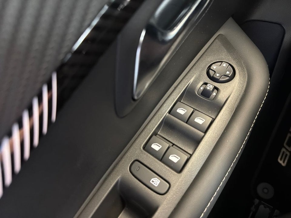 Peugeot 208 1,2 PureTech 100 Allure+ 5d