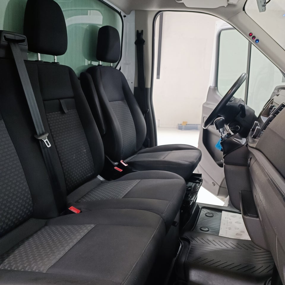 Ford Transit 350 L2 Chassis 2,0 TDCi 160 Trend H1 FWD