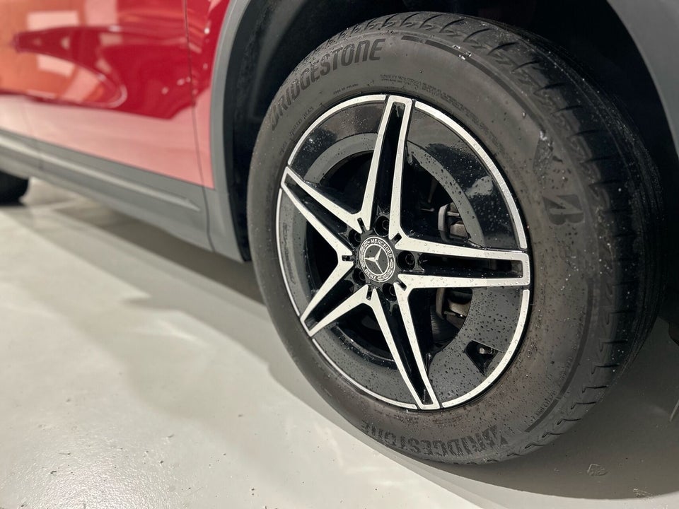 Mercedes EQA300 AMG Line 4Matic 5d