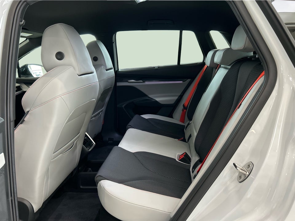 Skoda Elroq 85 iV First Edition 5d