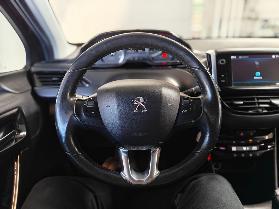 Peugeot 208 1,6 BlueHDi 100 Desire 5d