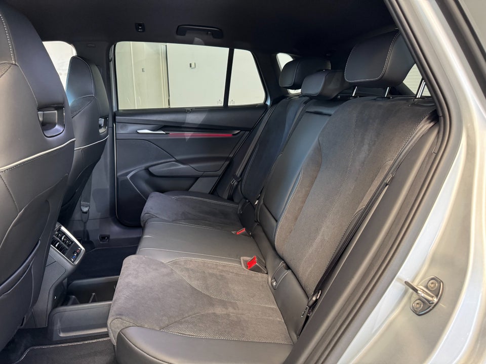 Skoda Elroq 85 iV Sportline Maxx 5d