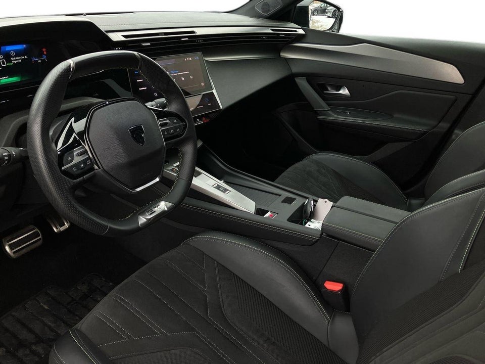 Peugeot e-308 54 GT SW 5d