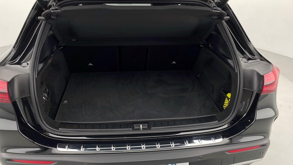 Mercedes EQA250+ AMG Edition 5d