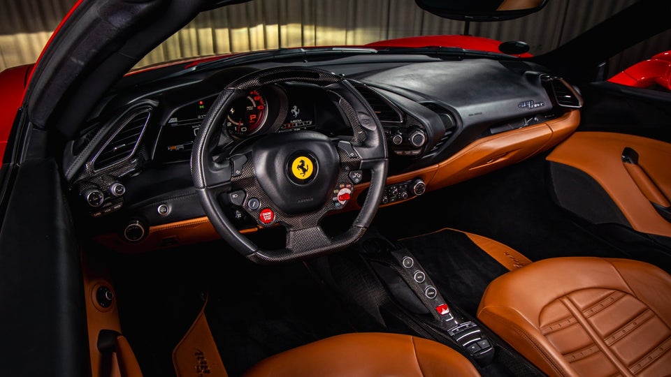 Ferrari 488 Spider 3,9 DCT 2d