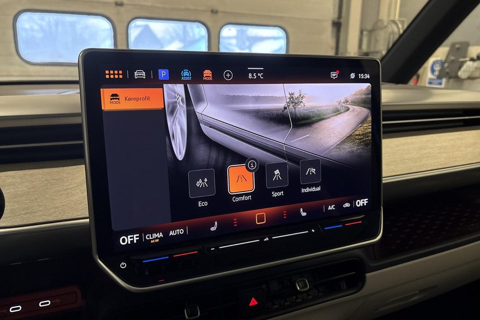 VW ID.Buzz 86 Style+ 6prs LWB 5d