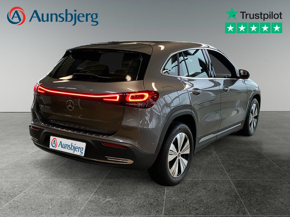 Mercedes EQA250+ Progressive 5d