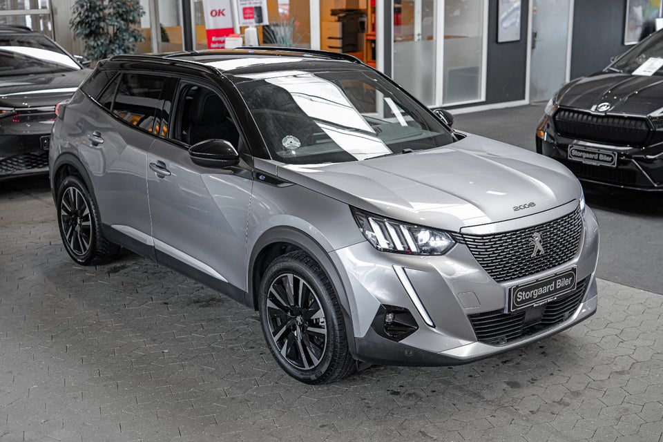 Peugeot e-2008 50 GT Sky 5d