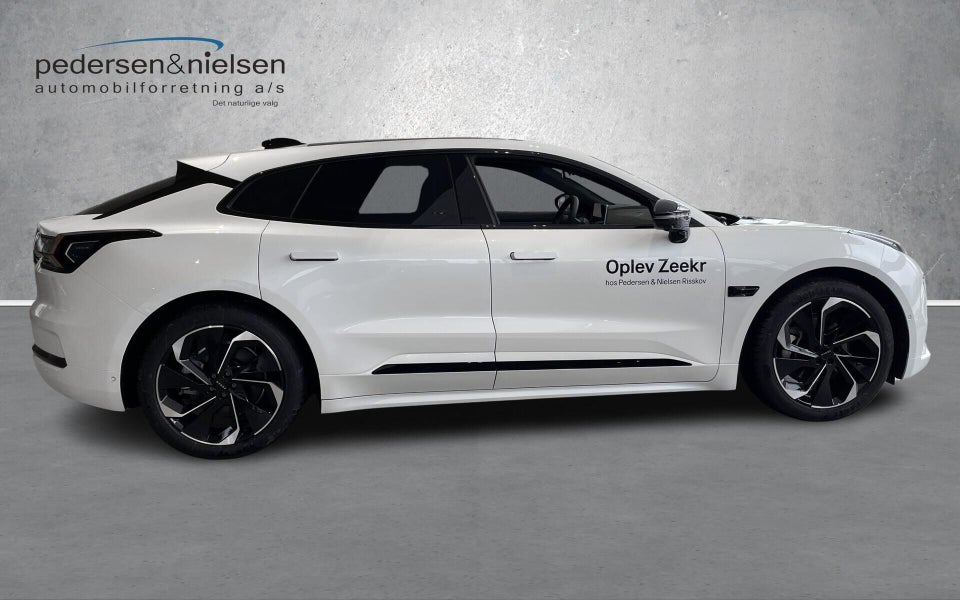 Zeekr 001 Long Range RWD 5d